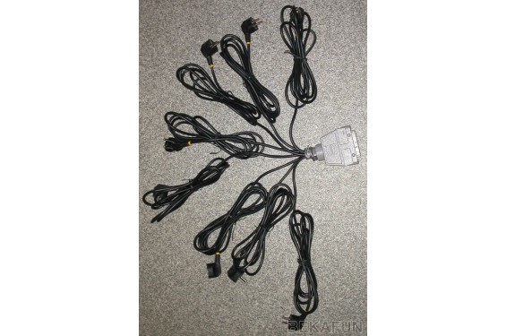 Eclaté HARTING 16 pôles femelle avec clips vers 8 prises femelles 16x1.5mm² (Neuf) Eclaté HARTING 16 pôles femelle avec clips vers 8 prises femelles 16x1.5mm² (Neuf)