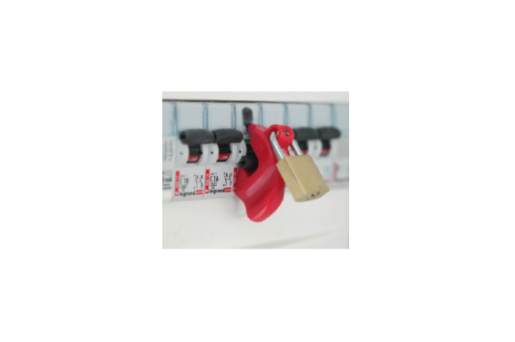 Condamnateur pour disjoncteur sans cadenas (Neuf) Condamnateur pour disjoncteur sans cadenas (Neuf)