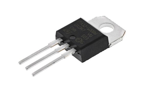 TRIAC 600V - 12A - Tension de déclenchement 1.3V 50mA - TO-220AB isolé - 3 broches (Neuf) TRIAC 600V - 12A - Tension de déclenchement 1.3V 50mA - TO-220AB isolé - 3 broches (Neuf)