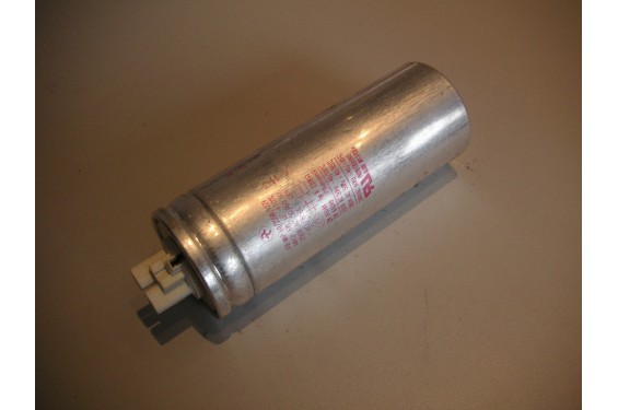 Condensateur 250V AC / 60µF automatique - en aluminium (Neuf)