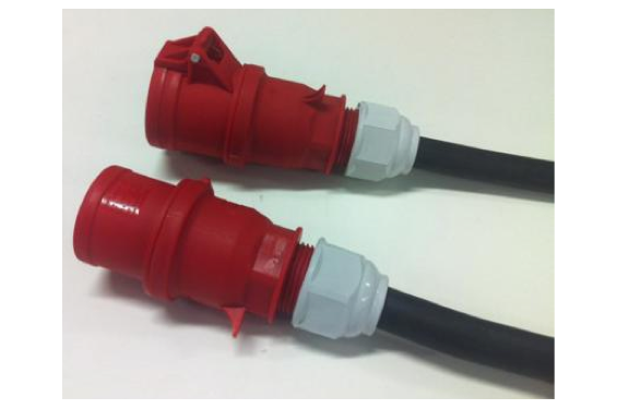 Prolongateur &eacute;lectrique 32A prise femelle CEE 5 p&ocirc;les vers prise m&acirc;le CEE 5 p&ocirc;les 380V - Titanex 5g6 - 5m (Neuf)