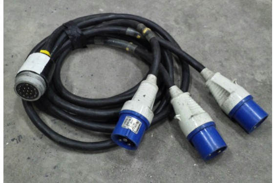 Câble Socapex Femelle 19 pôles vers 3xP17 Mâle 3 pôles 16A/20A - 1,50m - Noir pour faire 3 circuits de puissance 20A (Occasion)