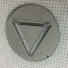 MARTIN - Gobo Triangle D27.9/d23 - Aluminium pour lyre MARTIN (Neuf)